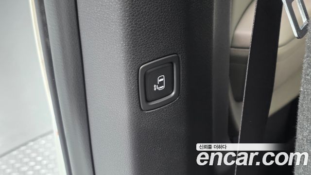 Kia Canival 2025 — photo 18