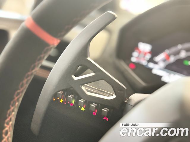 Lamborghini Huracan 2023 — photo 9