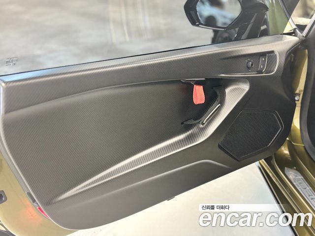 Lamborghini Huracan 2023 — photo 11