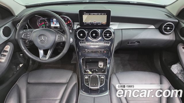 Mercedes-Benz C-Class 2018 — photo 7