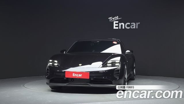 Porsche Taycan 2021 — photo 3