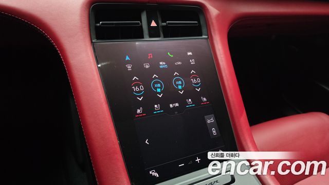 Porsche Taycan 2021 — photo 24