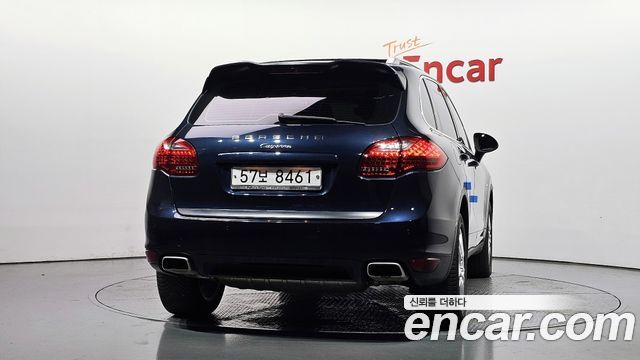 Porsche Cayenne 2013 — photo 4