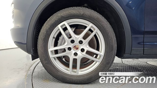 Porsche Cayenne 2013 — photo 5