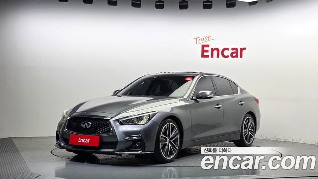 Infiniti Q50 2018 — photo 1