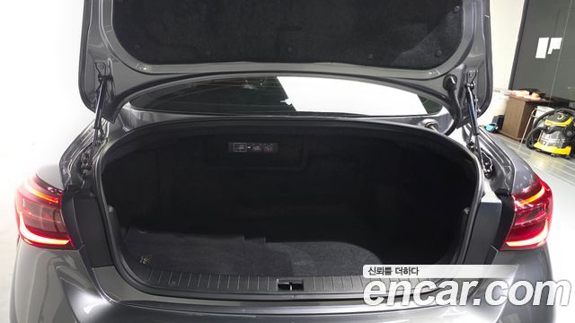 Infiniti Q50 2018 — photo 26