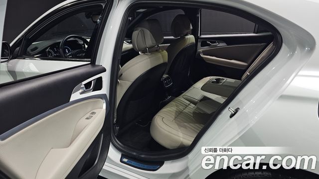 Genesis G70 2023 — photo 18
