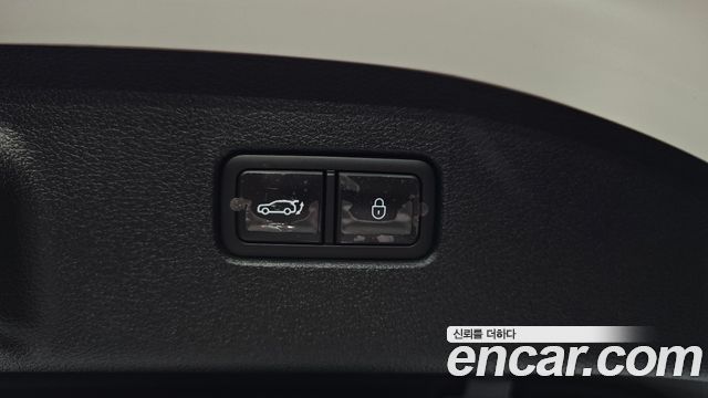 Genesis G70 2023 — photo 34