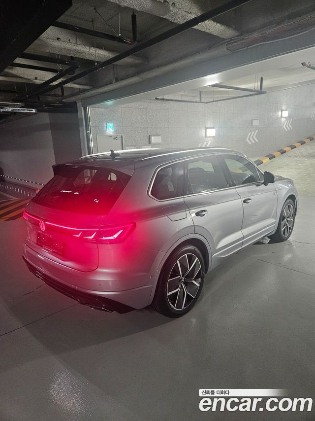 Volkswagen Touareg 2027 — photo 4