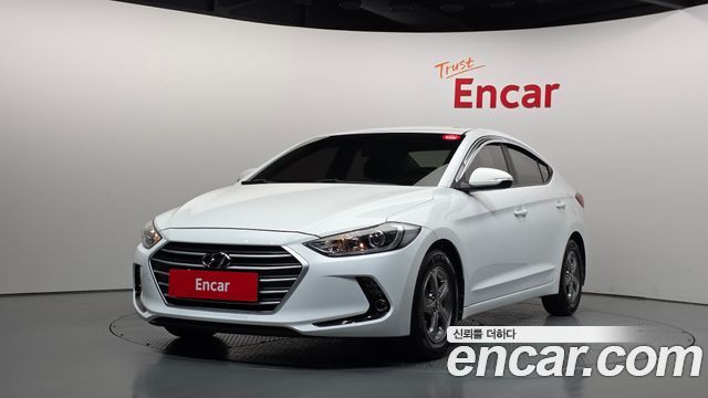 Hyundai AVANTE 2017 — photo 1