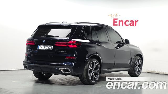 BMW X5 2026 — photo 2