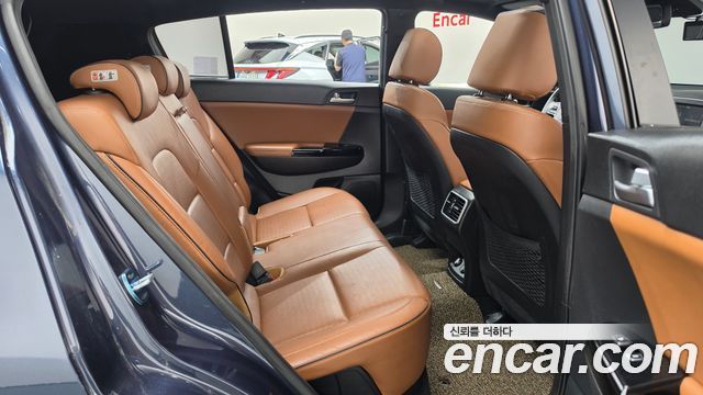 Kia Sportage 2016 — photo 17