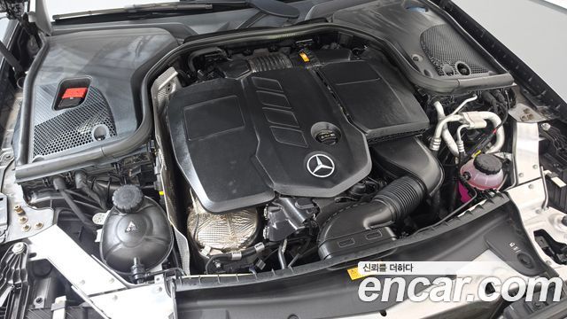 Mercedes-Benz E-Class 2022 — photo 6
