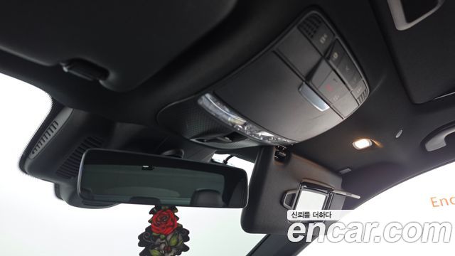 Mercedes-Benz E-Class 2022 — photo 27