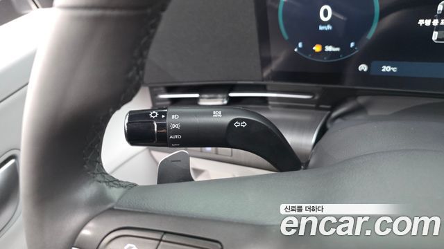 Hyundai Kona 2025 — photo 24