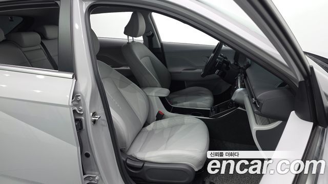 Hyundai Kona 2025 — photo 16