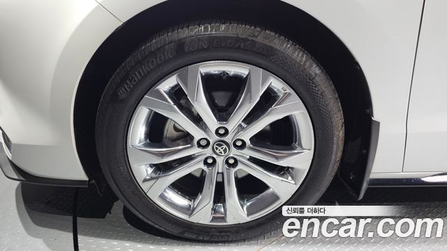 Toyota Sienna 2022 — photo 5