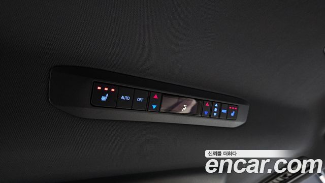Toyota Sienna 2022 — photo 25