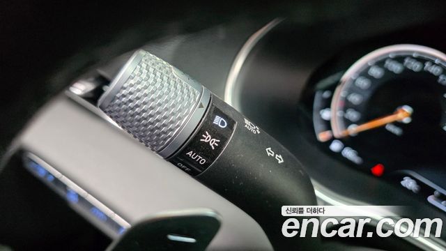 Genesis GV80 2021 — photo 29