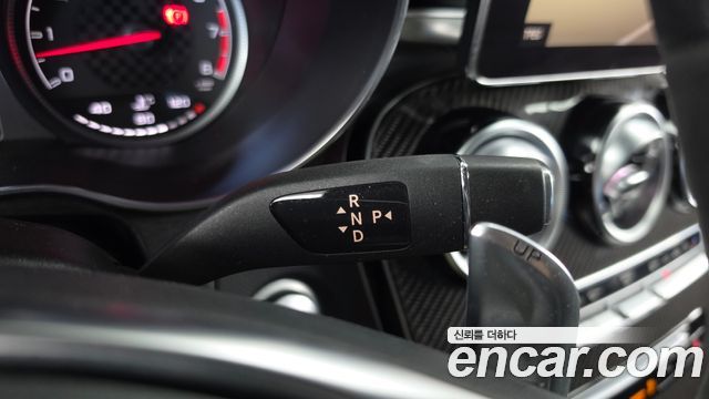 Mercedes-Benz GLC-Class 2019 — photo 12