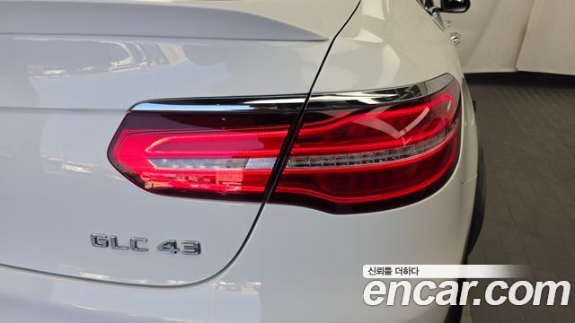 Mercedes-Benz GLC-Class 2019 — photo 9