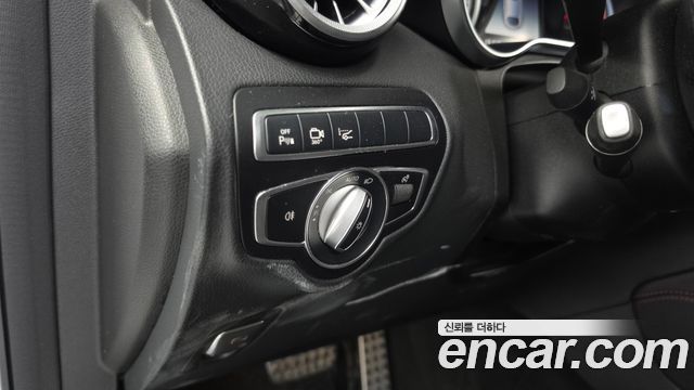 Mercedes-Benz GLC-Class 2019 — photo 31