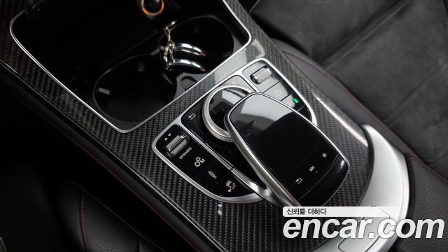 Mercedes-Benz GLC-Class 2019 — photo 32