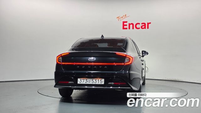 Hyundai Sonata 2022 — photo 4