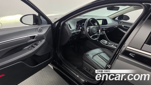 Hyundai Sonata 2022 — photo 13