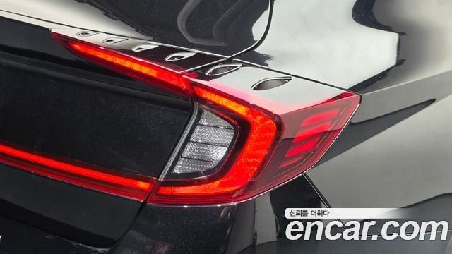 Hyundai Sonata 2022 — photo 9