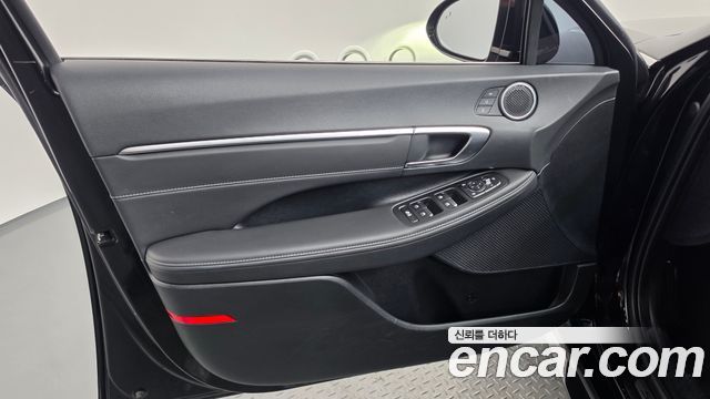 Hyundai Sonata 2022 — photo 14