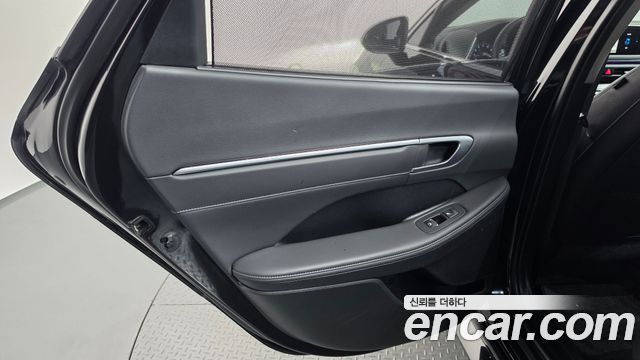 Hyundai Sonata 2022 — photo 15