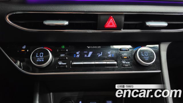 Hyundai Sonata 2022 — photo 32