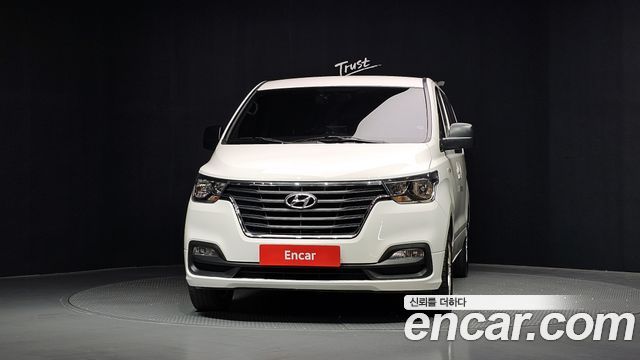 Hyundai Starex 2019 — photo 3