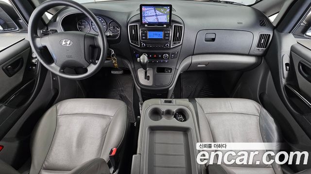 Hyundai Starex 2019 — photo 7