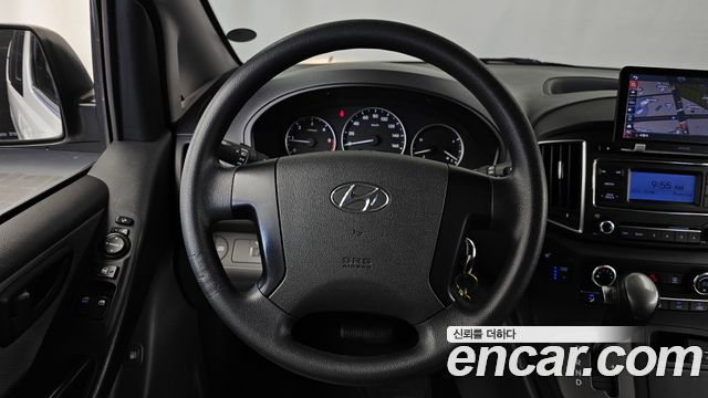Hyundai Starex 2019 — photo 13