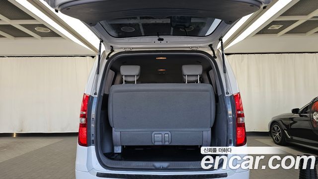 Hyundai Starex 2019 — photo 20