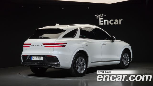 Genesis GV70 2025 — photo 2