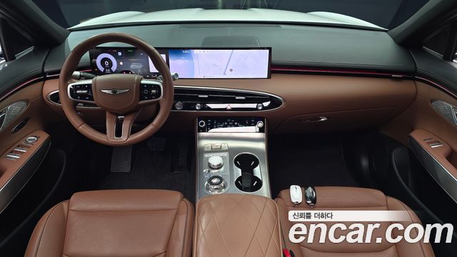 Genesis GV70 2025 — photo 10