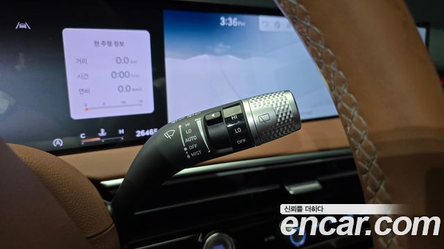 Genesis GV70 2025 — photo 23