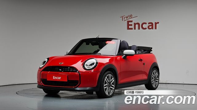 Mini Cooper Convertible 2025 — photo 40
