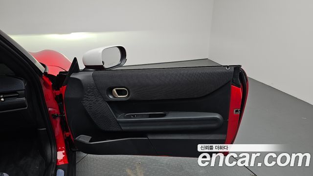 Mini Cooper Convertible 2025 — photo 15