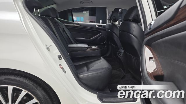Kia K7 2015 — photo 17