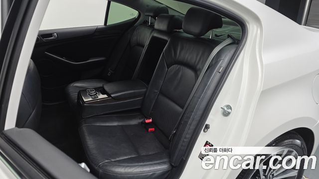 Kia K7 2015 — photo 18