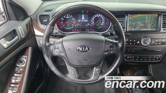 Kia K7 2015 — photo 20
