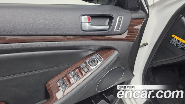 Kia K7 2015 — photo 25