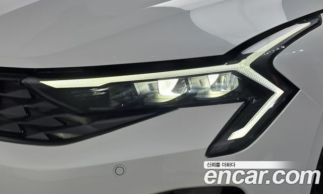 Kia K5 2025 — photo 8