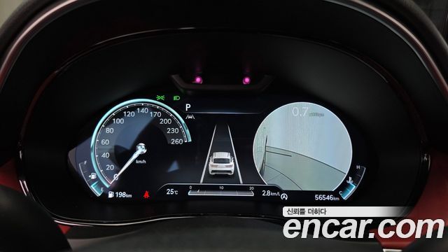Genesis GV70 2023 — photo 11