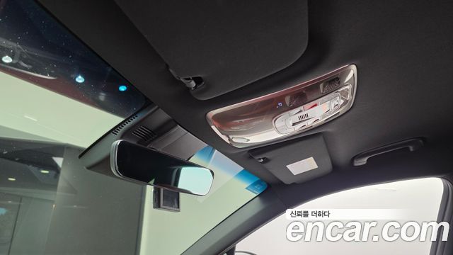 Genesis GV70 2023 — photo 27