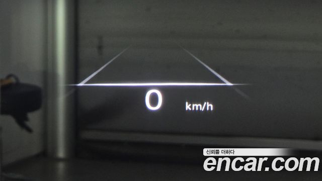 Genesis GV70 2023 — photo 28